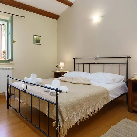 Eco Baldasi Villa *